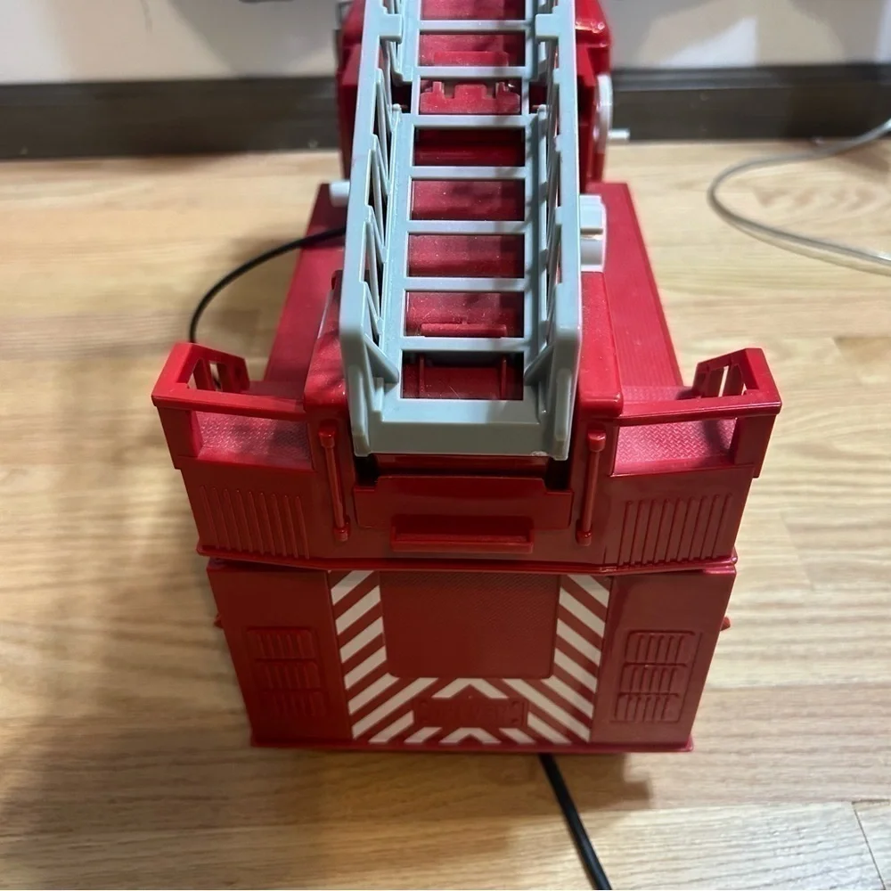 Driven by Battat Bright Red & White Fire Truck Toy Vehicle Lights 24 Ladder